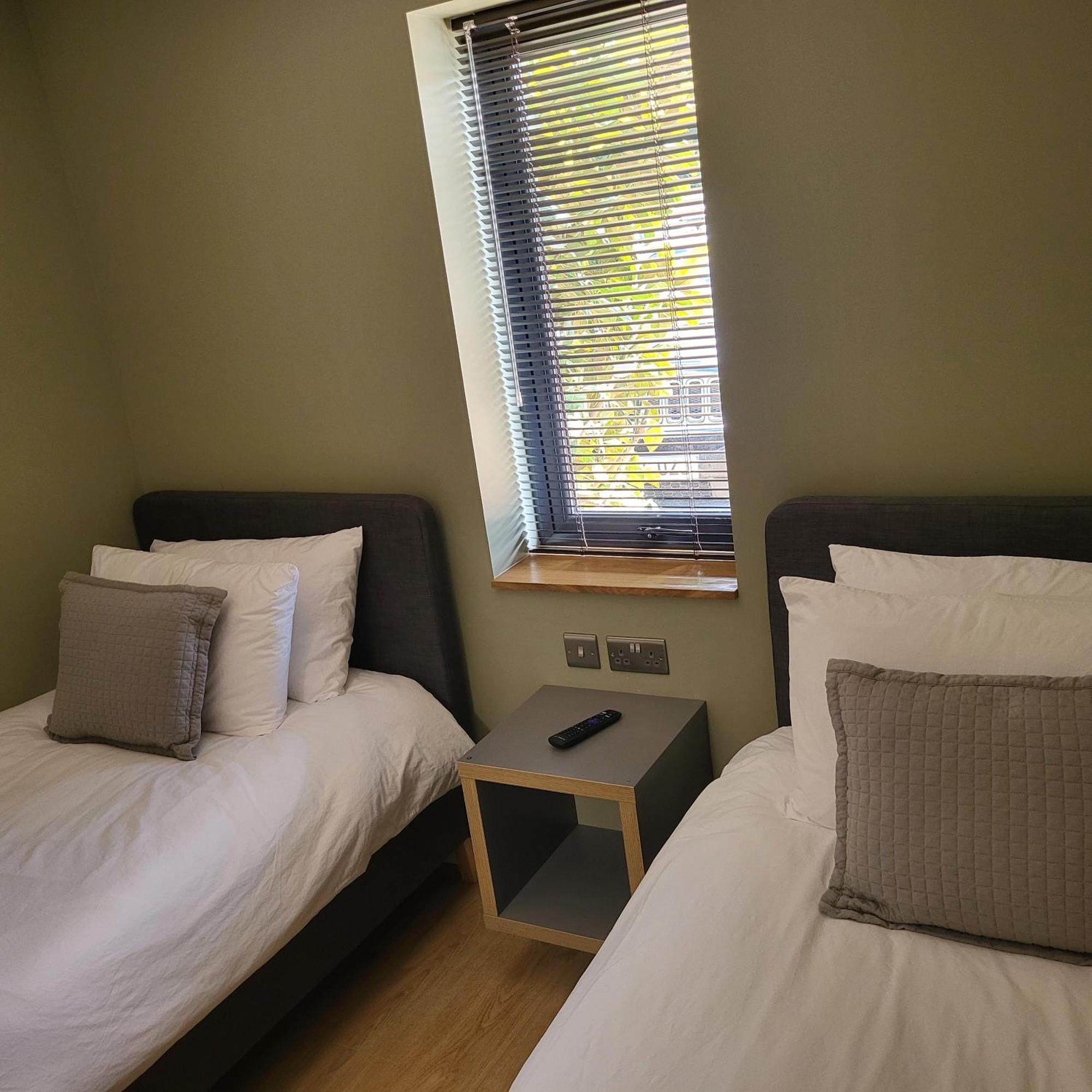 Open Acres Accommodation And Airport Parking Backwell Экстерьер фото